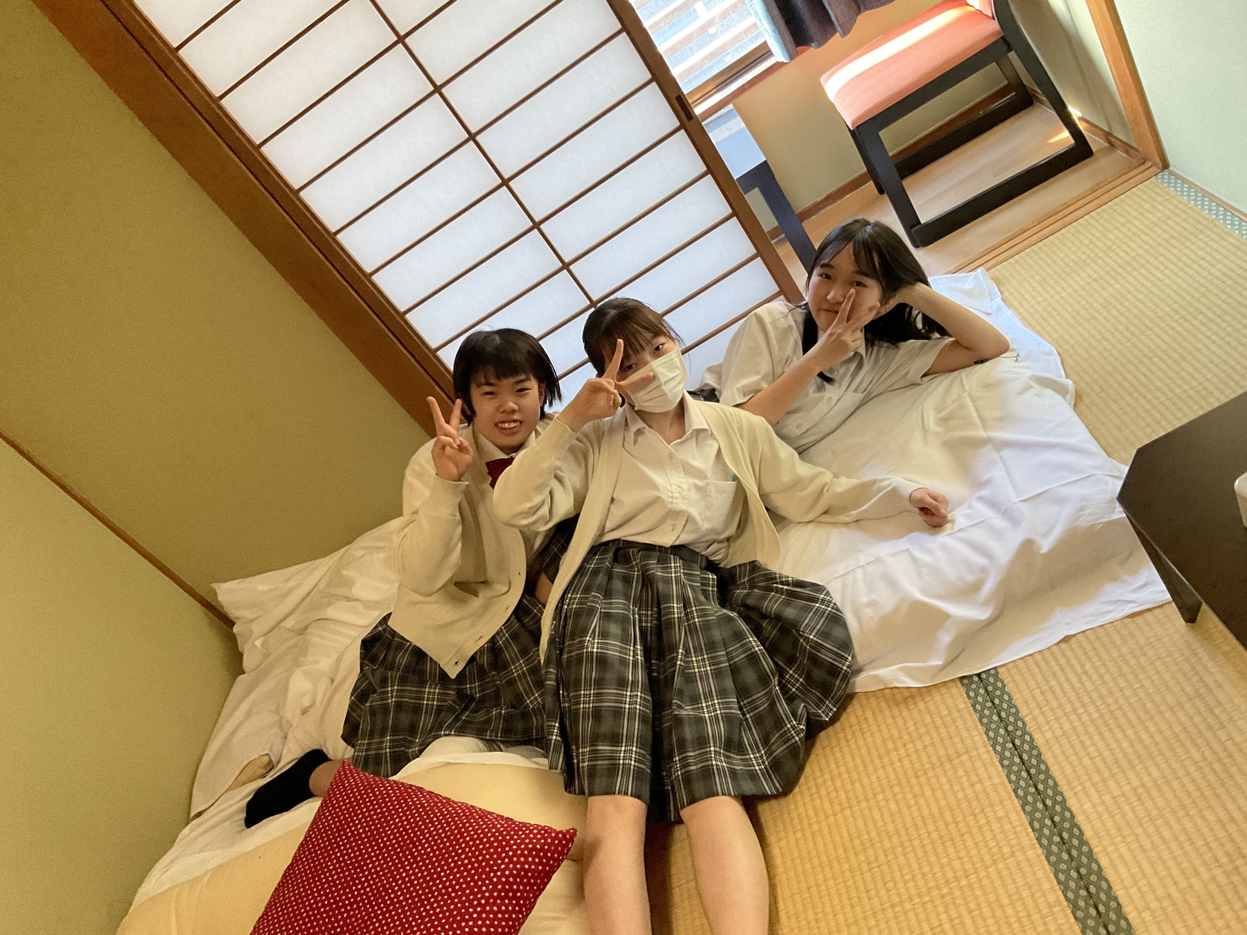 中3学年】修学旅行1日目｜今日のカセリーヌ｜東京家政学院 中学校